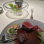 レストラン オオツ - メインディッシュ。珠玉の逸品鹿のステーキ。