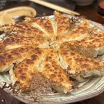 餃子・とんちゃん専門店 塚ちゃん餃子 - 餃子10個