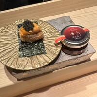 鮨 由う - 