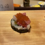 鮨ざこや - 海鮮太巻き(中トロ・赤身・イカ・ブリトロ・イクラ)