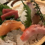 魚まみれ眞吉 代々木八幡店 - 