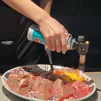 大衆肉酒場 こだわり米 匠 - 炙り牛肉