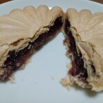 菓心庵　秀月 - 最中(断面)