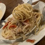 中津軒 - 頑張っても上手には食べられませんよ。