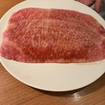 270340960 - 