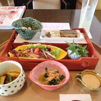 名駅なだ万茶寮 - 