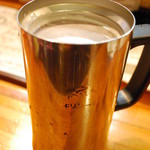 串焼 ほたる川 - ステンレス製のジョッキで飲むビールはギン冷えで良かネ(*´∀｀*)