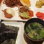  ガーデンビュッフェ パインテラス - 鮭西京焼きおにぎり、みそ汁