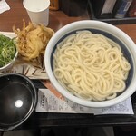 丸亀製麺 EQUiA北千住店 - 