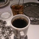 APOC - 付属のドリンク コーヒーと紅茶