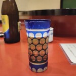 美かさ - ビールのグラスは切子