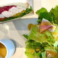 Aging beef ＆ Specialty coffee THE三本 - 