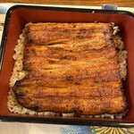 うなぎ 川松 - 鰻重。ふわふわで美味