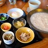 SAKEBar ゆう - 9種の副菜とお粥御膳(税込1,200円)
①スナップ豌豆②明太子③ナッツの辣油④セロリの水キムチ&藻屑蟹出汁⑤真鯖フレーク⑥長芋、刻み紫蘇海月掛け⑦香茸塩⑧片口鰯幼魚の田作り⑨温泉玉子⑩雑穀米のお粥