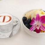 DIOR Café - 