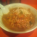 大治飯店 - 
            
            
             
            味噌ラーメン￥750(麺固め)