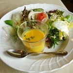 アダージオ - ランチ　Aセット1800円　サラダ＆スープ