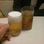 平良久亭 - 生ビールとウーロン杯でカンパ～イに