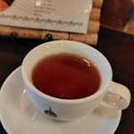 CAFE CUPOLA mejiro - 薪火焙煎柿の葉茶