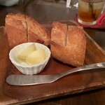 カフェ アクロス ザ ユニバース - 