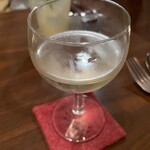 カフェ アクロス ザ ユニバース - 