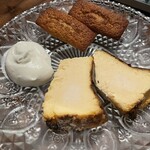 291010 - 冷たいバスクチーズケーキと焼きフィナンシェ