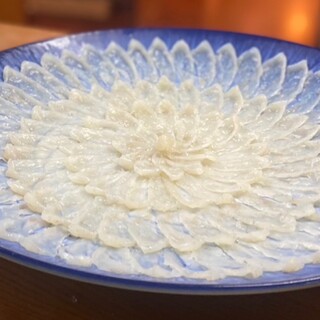 ここにしかない逸品。冬季名物、境港産「活とらふぐ」