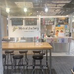 マスカットファクトリー - 