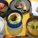 食堂 ナマケモノ - 「もうすぐ春ですね」定食