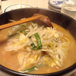 平良久亭 - ニンニクみそラーメン