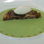 銀座 シェ・トモ - フランス産森のきのこのプレス仕立て