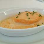 銀座 シェ・トモ - 地魚と海老のクネル　白ワインのクリームソース