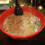 ラーメン海鳴 清川店 - 魚介とんこつ