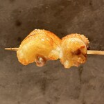 炭焼 おかげさん - 高坂鶏皮付きせせり　