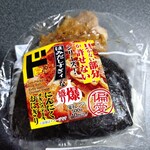 MEGAドン・キホーテ - 料理写真:にんにくチキンステーキおにぎり