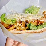 アジアンダイニング スバ - チキンケバブ小¥600 ソースはノーマル