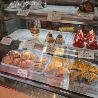 パルフェ洋菓子店_1