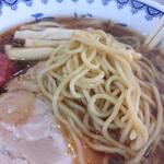 雪ぐに - 麺の感じ