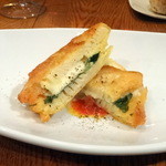 ラ･マンチーナ - モッツァレラチーズとタケノコのフリット