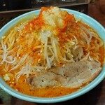 ロクゴーガッツ - 其なりに辛い、中間地獄(煮豚バラかぁ？)❗ボリューム有り×２クリスティ－。