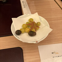 築地 寿司岩 総本店 - 銀杏、塩加減が丁度良い