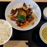 藤乃屋 - レバーと茄子の甘味噌炒め定食＠980円