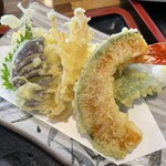 そばのさと - 新鮮野菜と大ぶりな海老