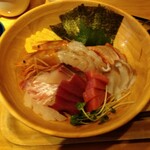 うみからそらへ - 倍盛り海鮮丼  2000円