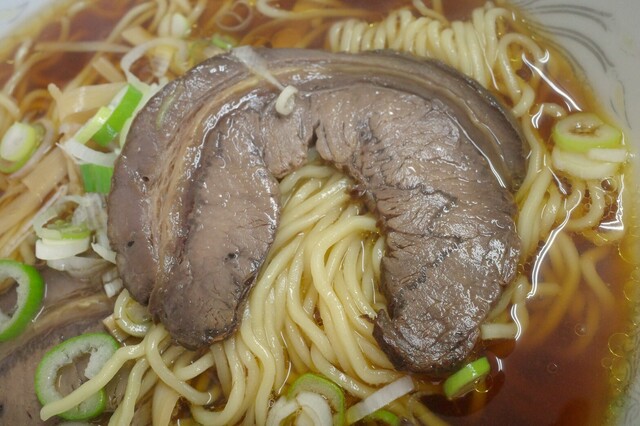 まる久 - 白兎（ラーメン）の写真