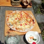 かたつむり - 季節のピザ　900円
