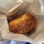 清月ベーカリー - まかない黒豚揚げカレーパン¥250