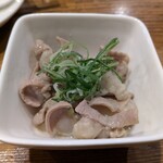 「ホルモン煮込み」(￥690)