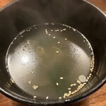 虎壱精肉店 - ワカメスープ ハーフ