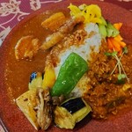 八まめ - あいがけスパイスカレー　サバ＆豚バラ